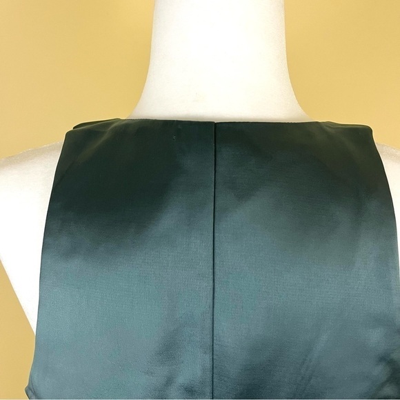 NWT Jason Wu Sage Green Satin 4 Button Cropped Sexy Plunge Fitted Vest Size L - Picture 8 of 15